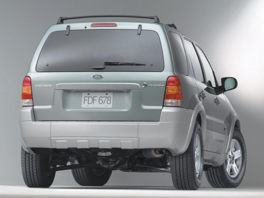  Ford Escape Hybrid 2004 года  (фото 2 из 37)